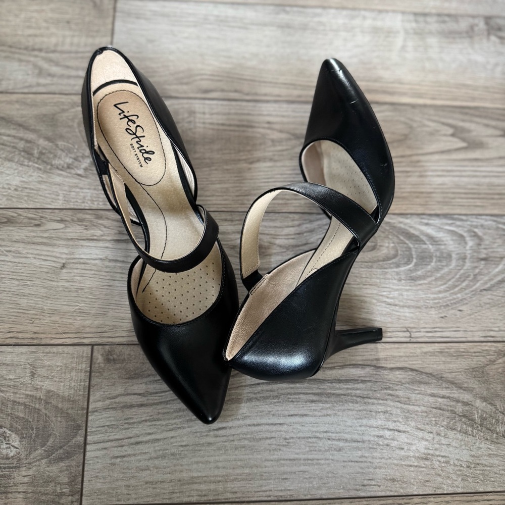 Life Stride Suki Black Leather Heel - Picture 7 of 8
